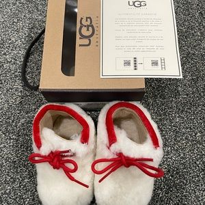 NEW Baby Ugg Pup Velvet Boots
